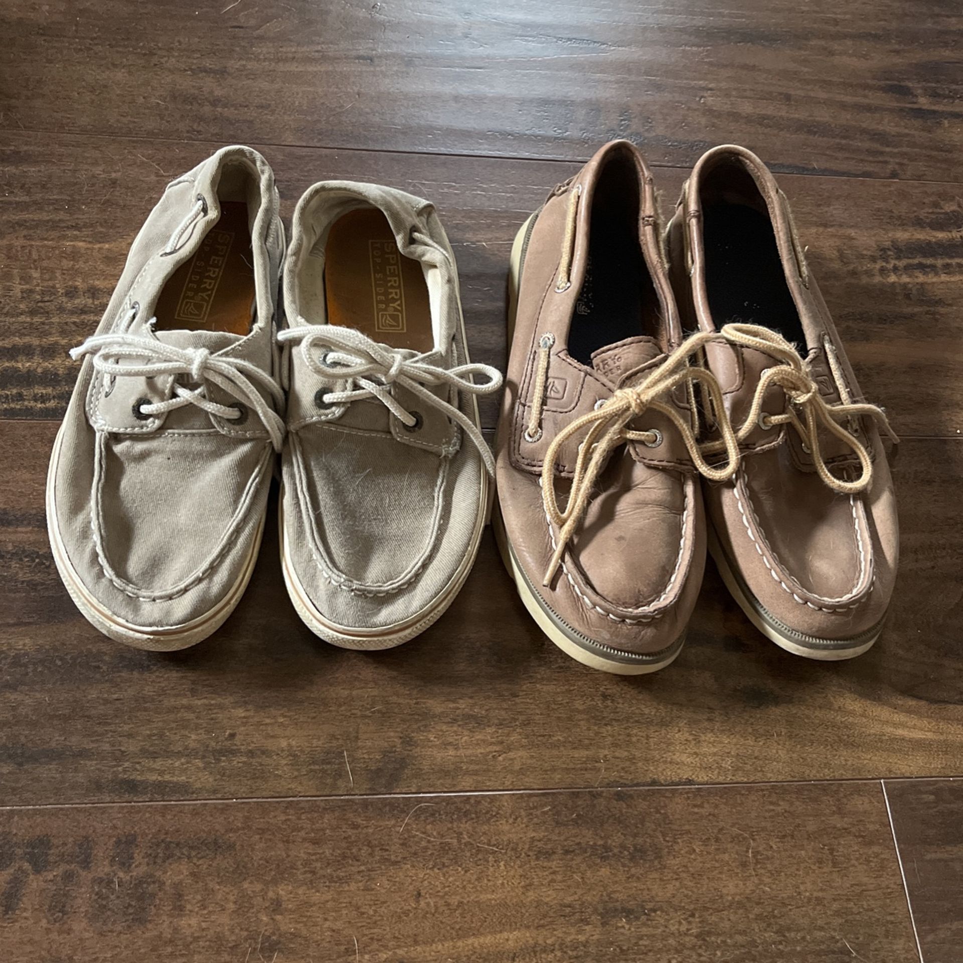 2 Pairs Boys Sperry Lace Up Size 2 and 4