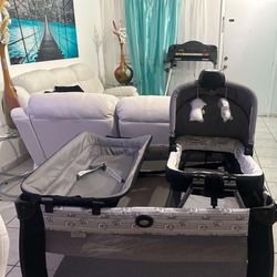 CORAL PARA BEBE CON CAMBIADOR