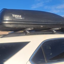 Thule Cargo Carrier 