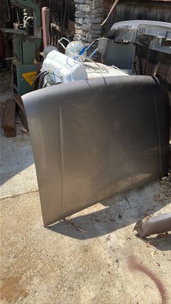 97 Ford Ranger hood, front fenders and grill