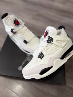 Air Jordan 4 retro size 7.5,9,11,12,13