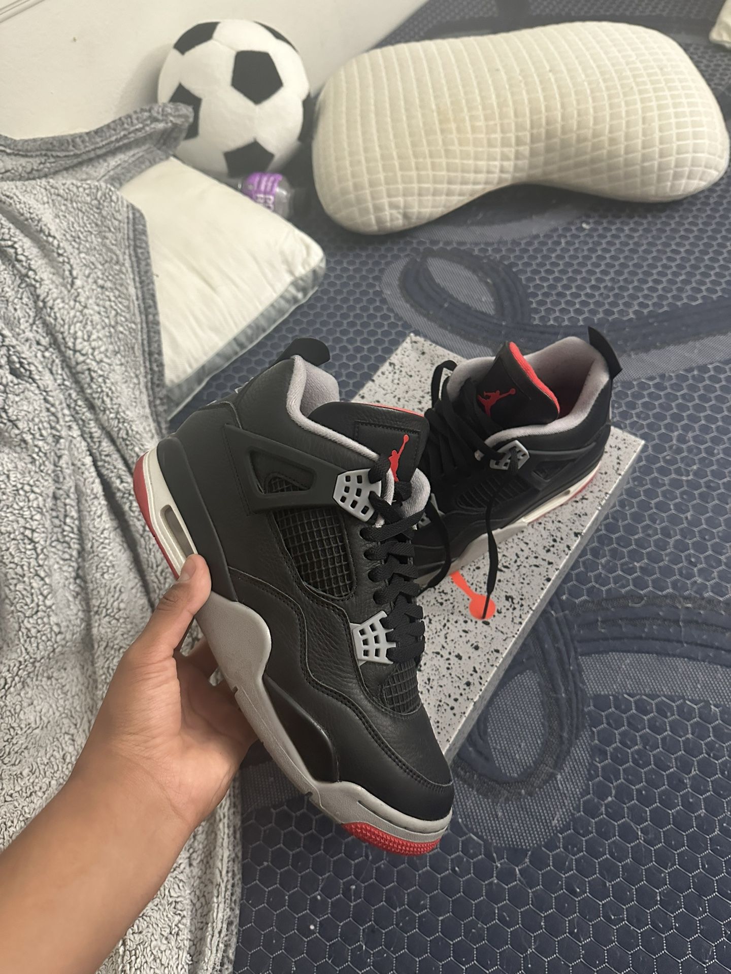 Jordan 4 Bred’s