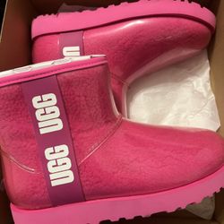 UGG BOOTS