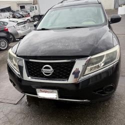 2014 Nissan Pathfinder Hybrid