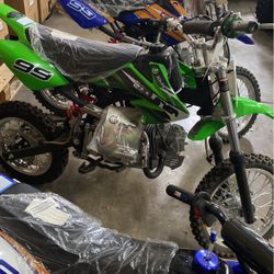 Coolster 125 Dirt Bike 4 Speed 