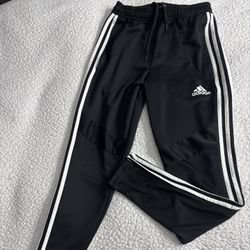 Adidas Women’s Size S