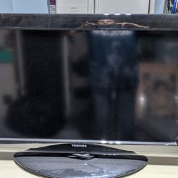 Panasonic 32 Inch TV