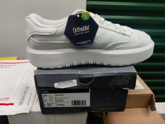 Ladies New Balance Sneakers