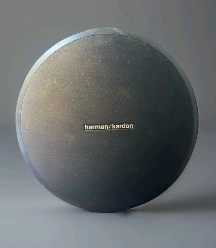 Harman Kardon Onyx 4 Bluetooth Speaker With Charging Cord 