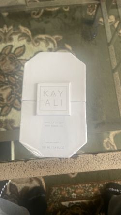 Selling Kayali, vanilla candy