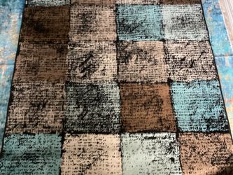 (2) 5x7 rugs   (2) 3x5 rugs