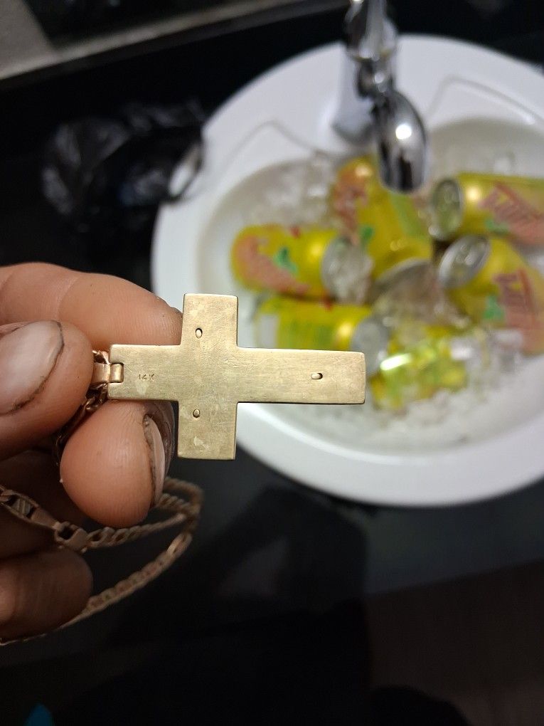 14k Real Gold Chi