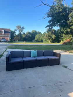 Wicker adjustable bed sectional