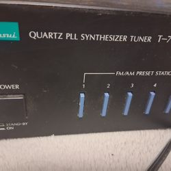 Sansui Quartz PLL Synthesizer T-710