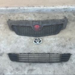 2009 Toyota Corolla Front Grills And Logo 