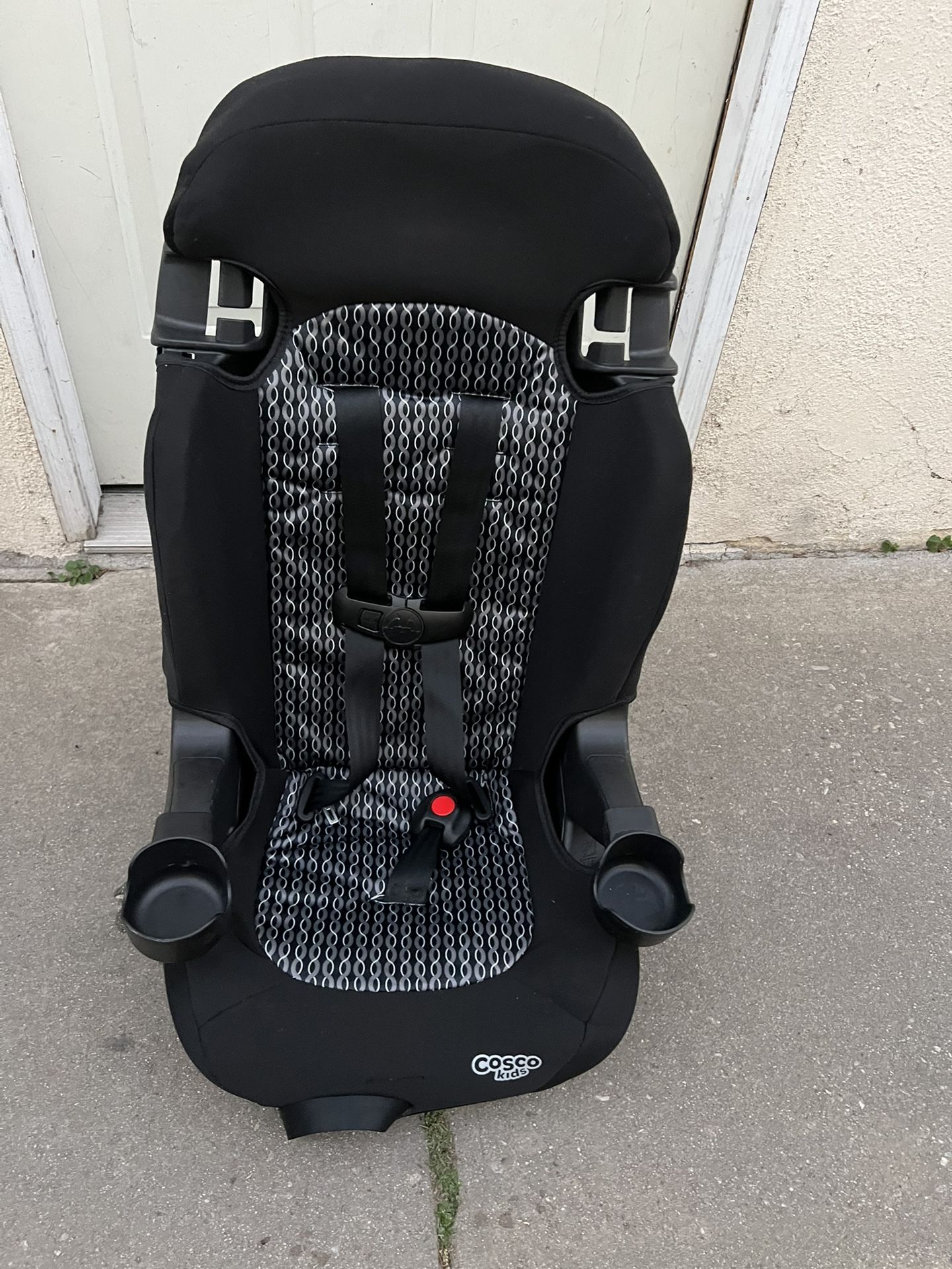 COSCO BOOSTER CAR SEAT