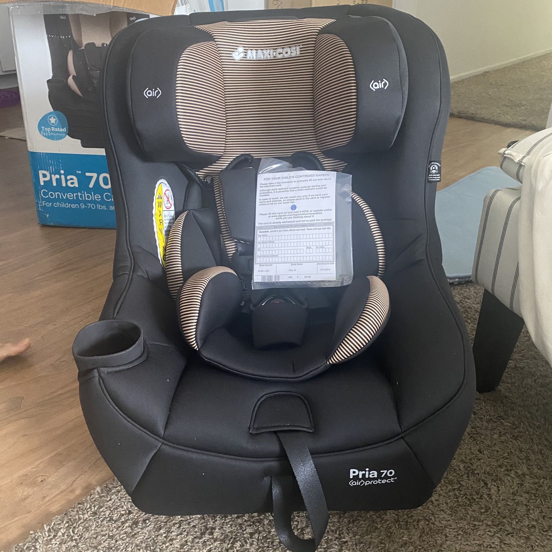 Baby Car Seat **NEVER USED**