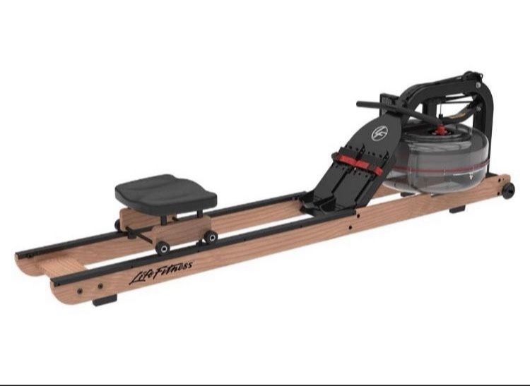 Life Fitness Rower