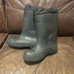 Baffin Size 10 Insulated, Water Proof, Boot With Safety Toe