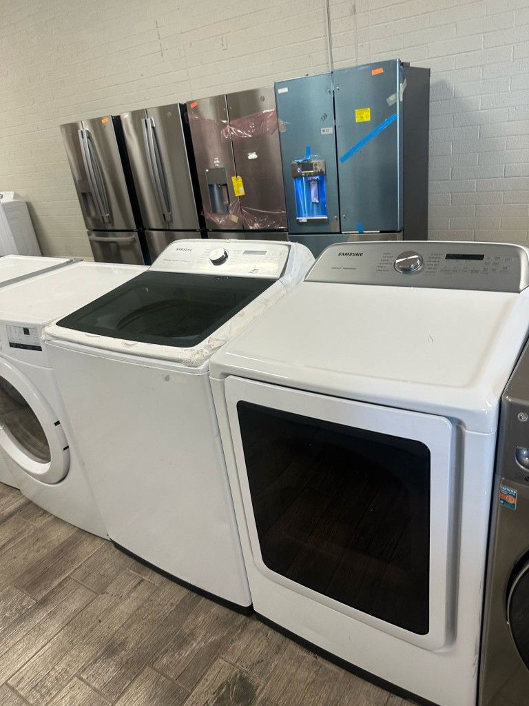 Samsung XL capacity washer and dryer set electric