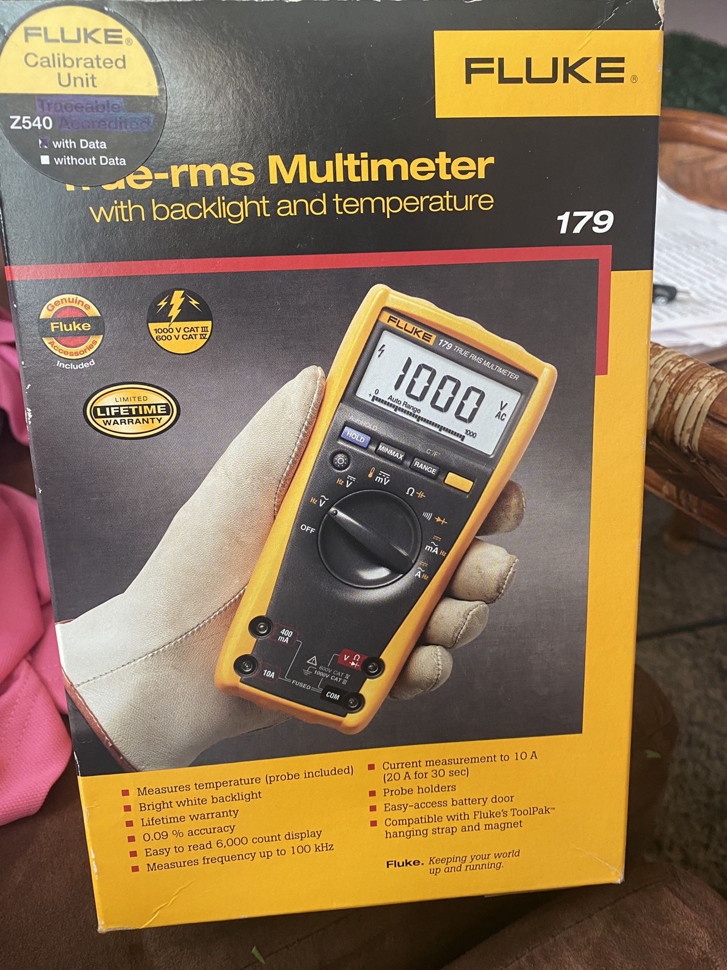 Fluke Multimeter With Backlight And Temperature 