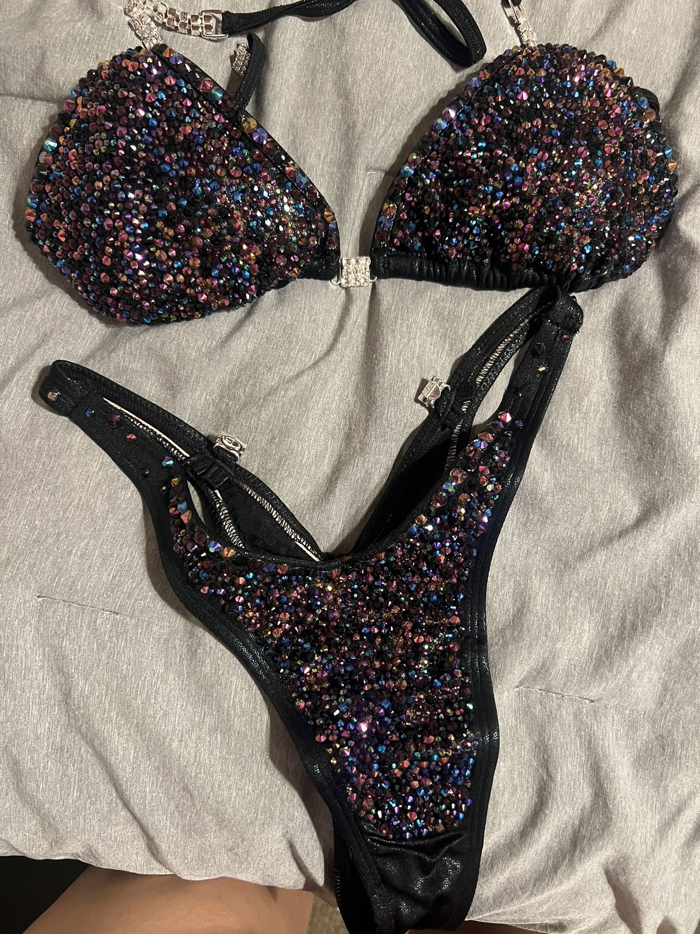 Women’s Physique/ Figure Competition Bikini