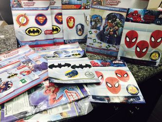 Super heroes party supplies