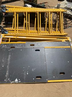 Metal tech scaffolding