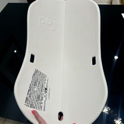 Puj Flyte Compact Infant Bathtub, Baby Bathtub for Newborns and Infants