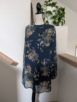 Le Lis Floral Tunic Dress - size Small