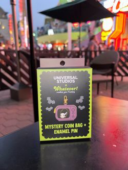 Universal Studios Whatever Makes You Happy x Universal Monsters Blind Box