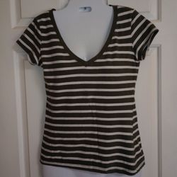 #56 • Women's Top Size M  ( Dark Olive Green )• by Wet Seal