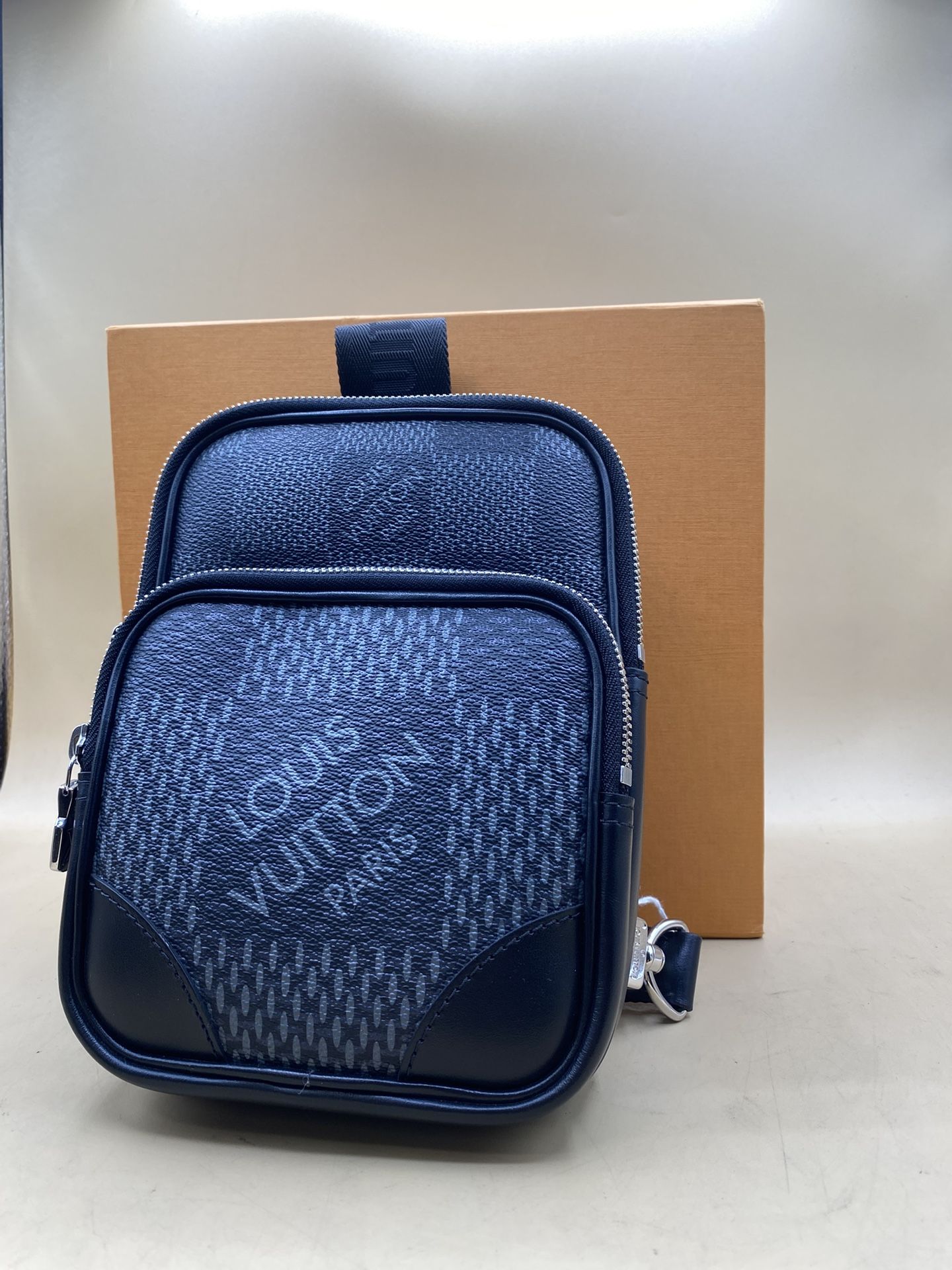 LOUIS VUITTON PARIS SLING BAG BL