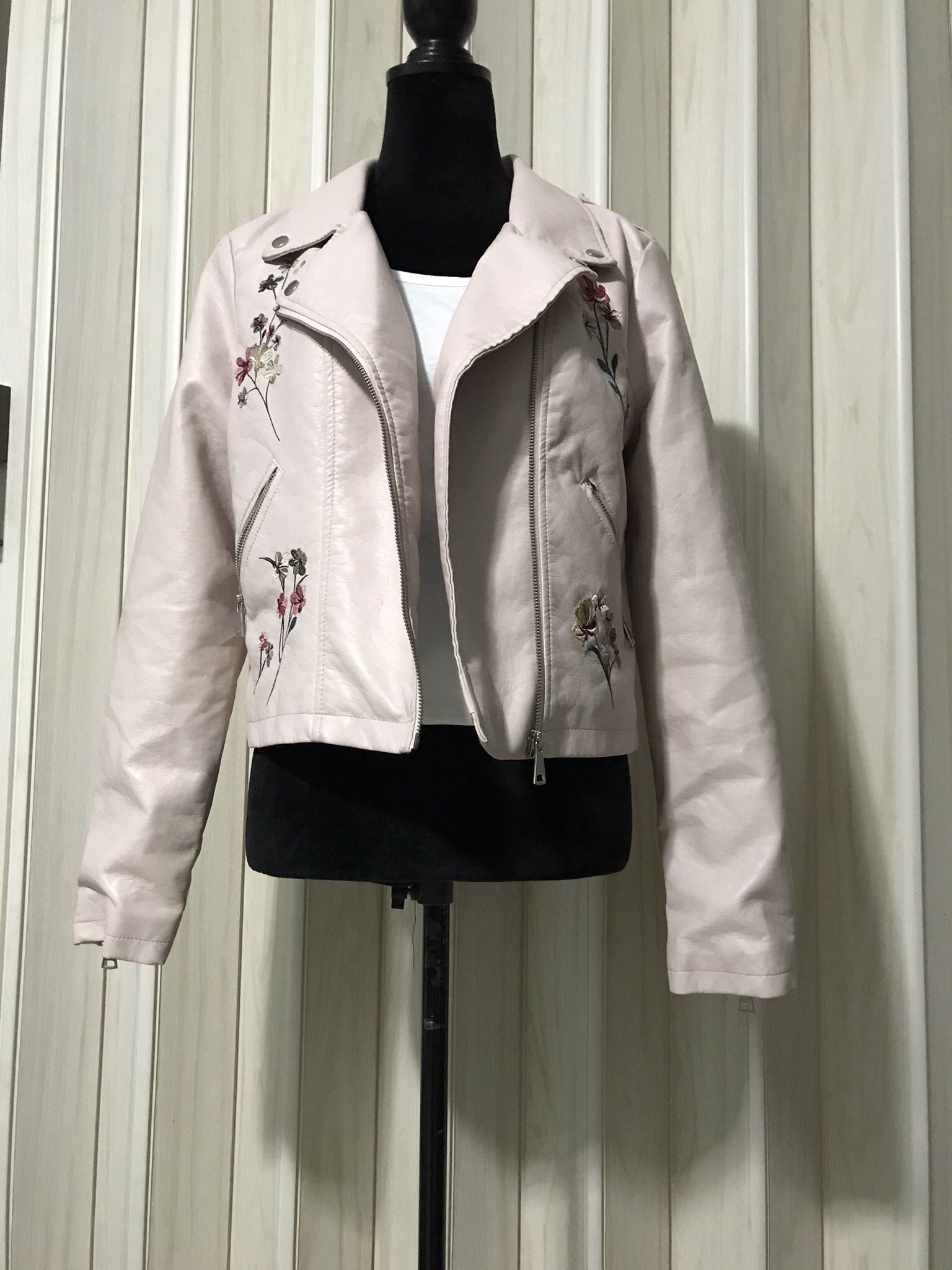 URBAN RETRO BABY PINK EMBROIDERED JACKET SIZE L