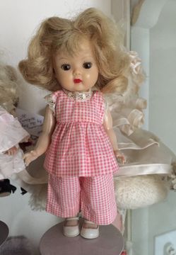 Vintage Vogue Muffie Doll