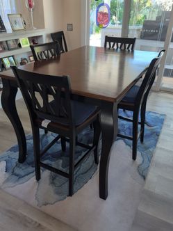 Dining Table Set with 4 Chairs