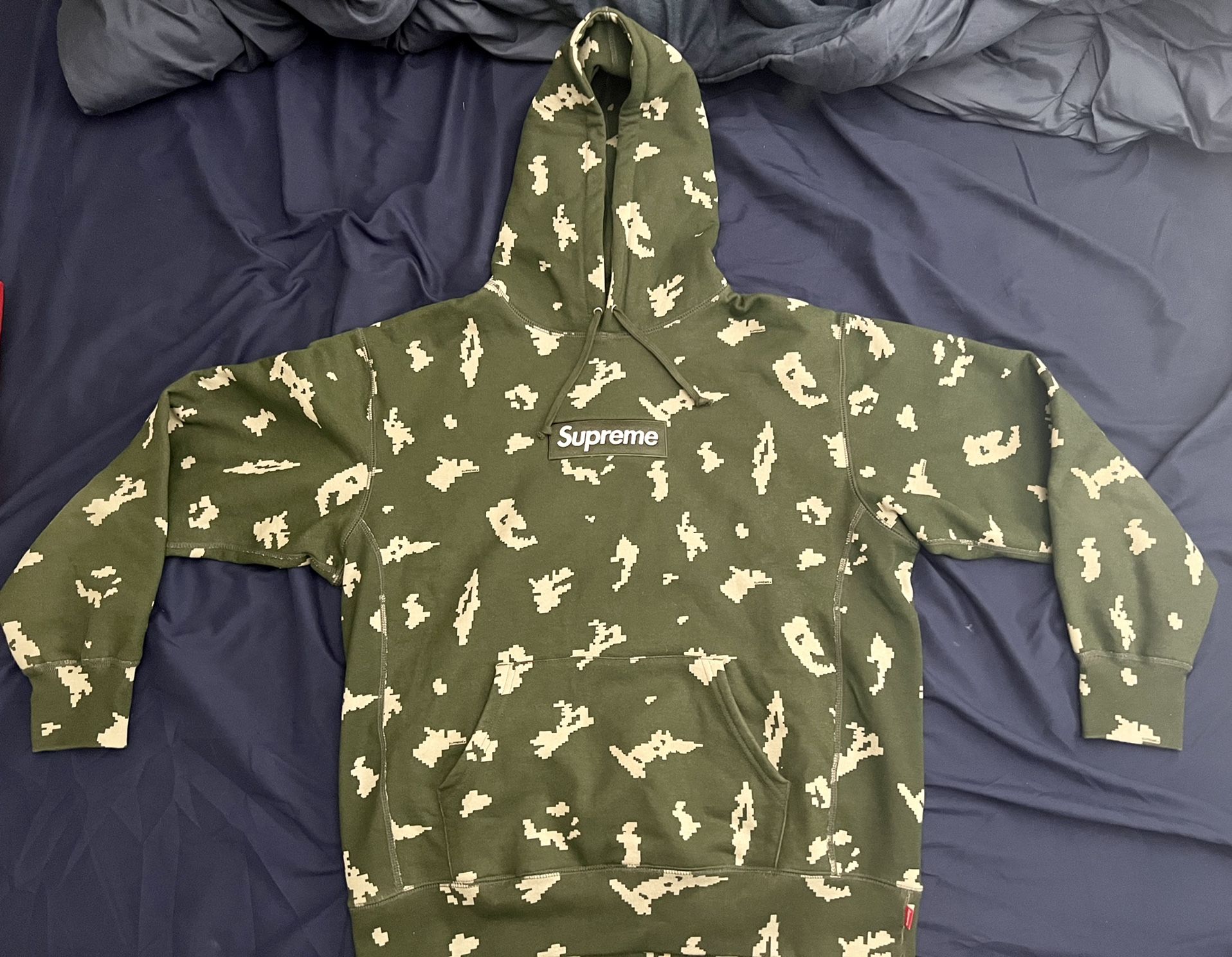 SUPREME BOX LOGO HOODIE OLIVE RUSSIAN CAMO for Sale in Melbourne, FL -  OfferUp