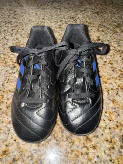 Kid Soccer Shoes
