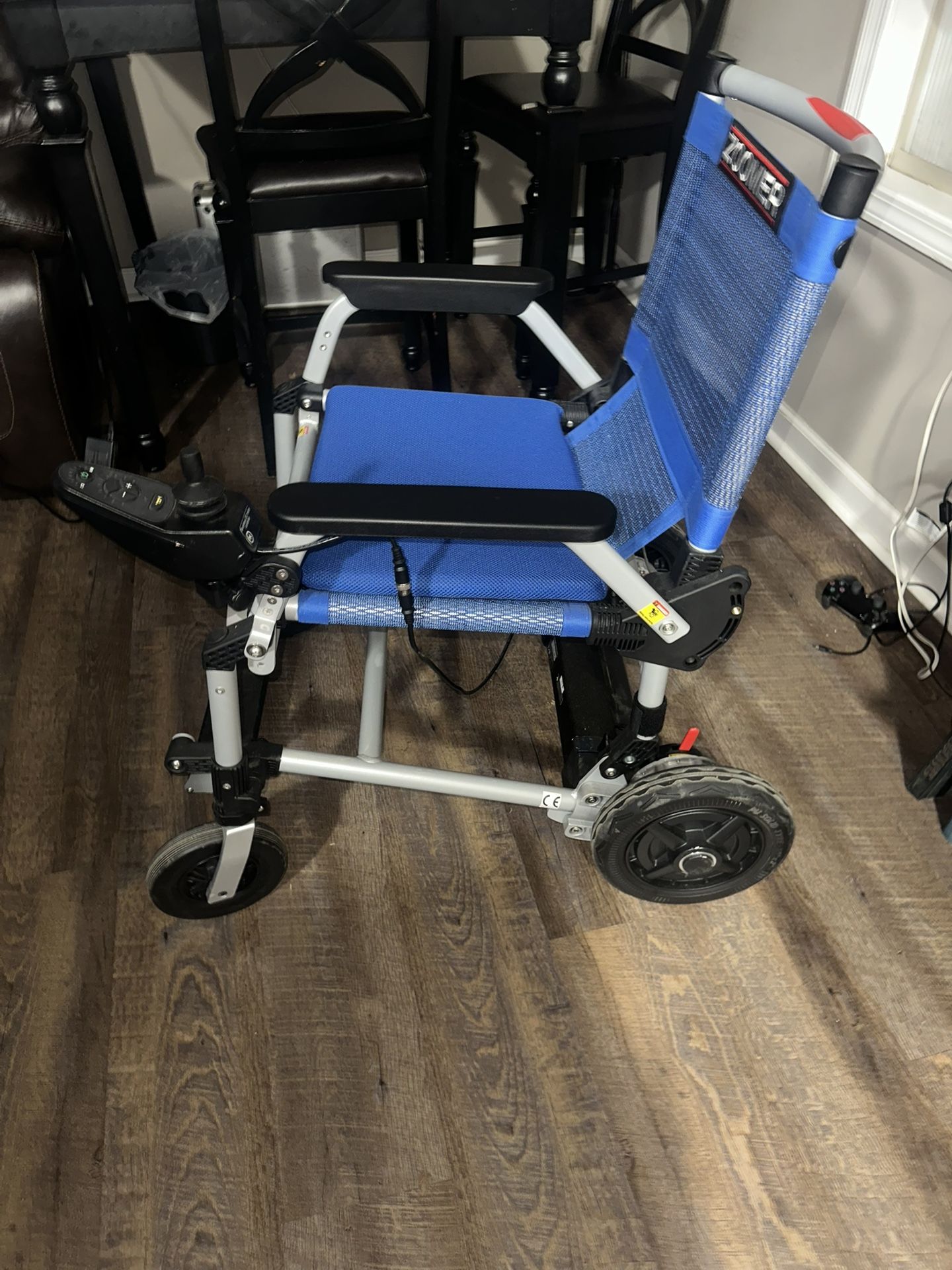 Zoomer Mobility Chair