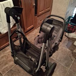 Evenflo 6 in 1 stroller/carseat combo with carriage,