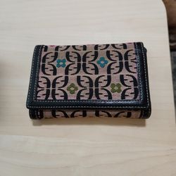 Fossil Women's Pink Trifold Wallet
