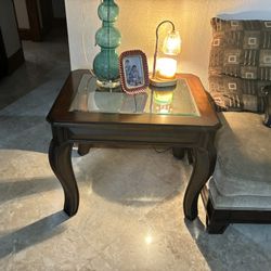 Corner Table 