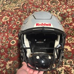 Riddell Speedflex Football Helmet 