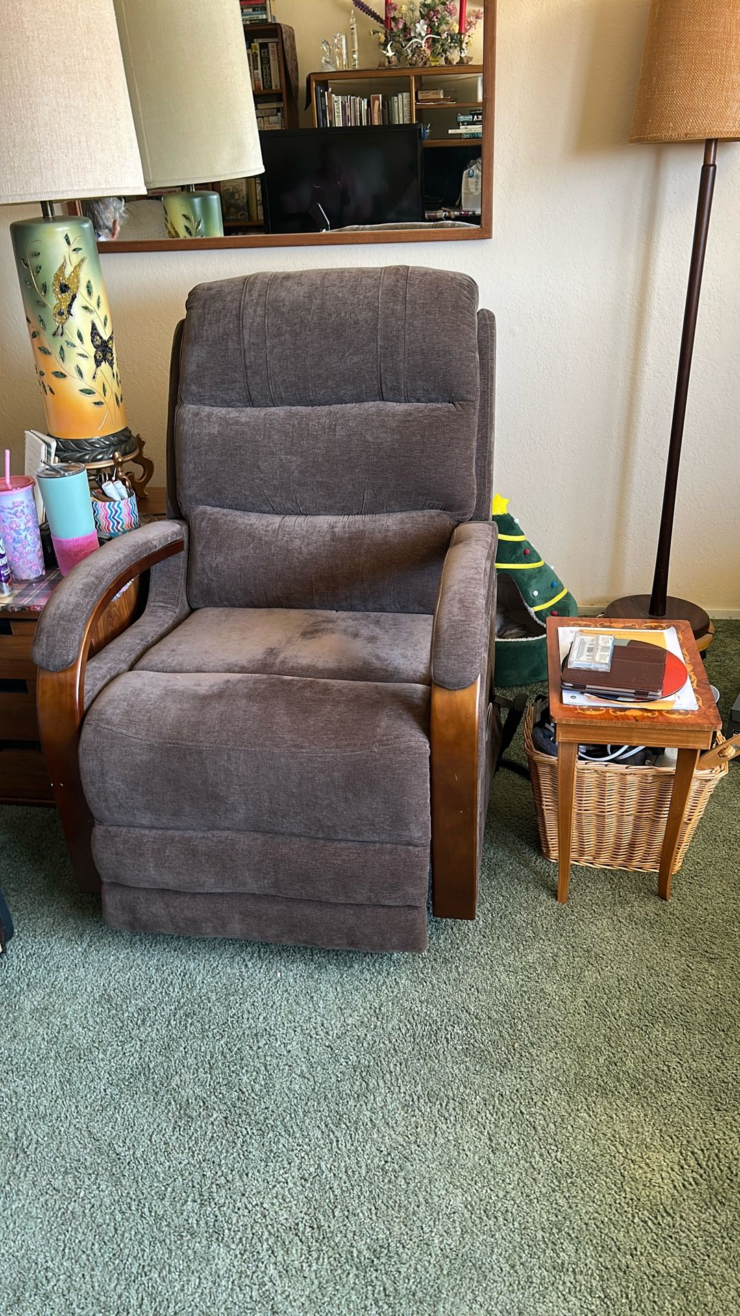 Power Lift Recliner