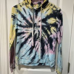 Soft And Warm Tye Dyed Hoodie