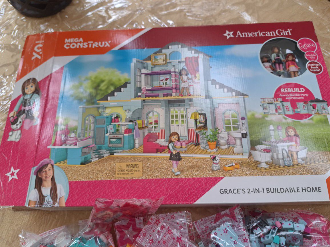 American Girl Grace's 2-in-1 Build able Home