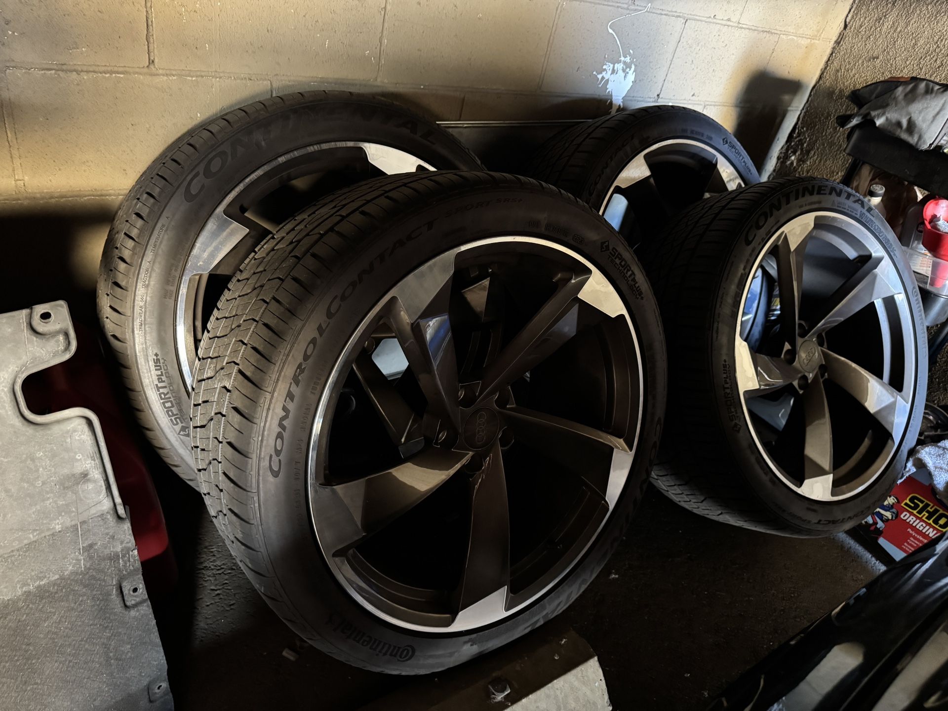 Custom Forged 21” 5x112 Audi Q8 Style Rotor Wheels