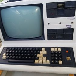 Vintage IBM TRS-80 Computer