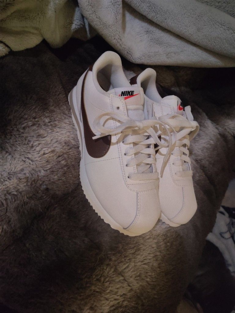 Nike Cortez 6.5 Women's