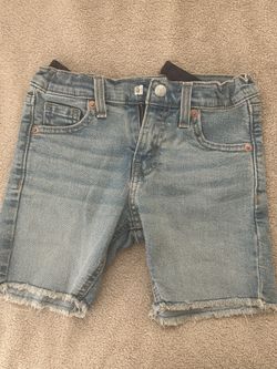 Levi’s Jean Shorts- Girls Size 6